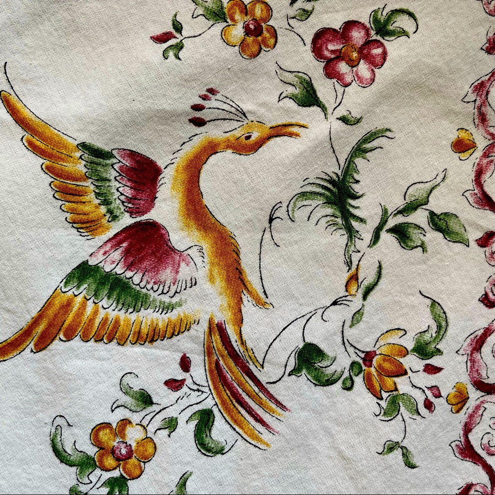 Poupee Yolande 65” Tablecloth Round